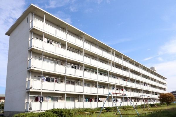 ビレッジハウス船江2号棟の外観画像