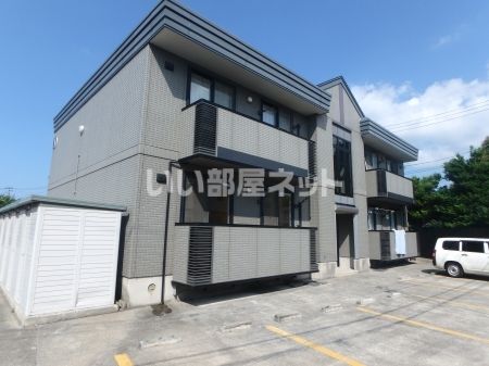 ロイヤルコート小柳 Bの外観画像