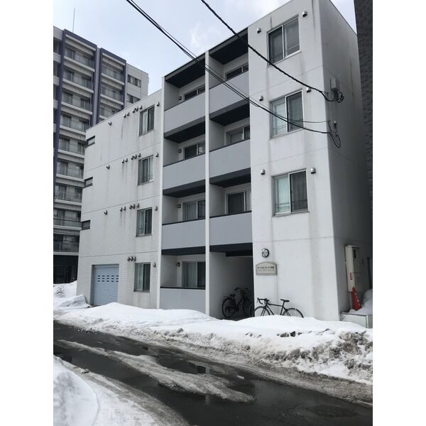 メープルコート平岸の外観画像
