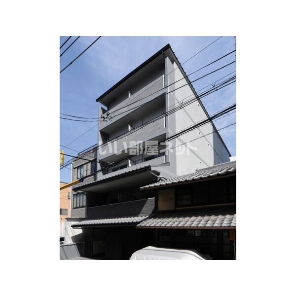 ラプルミエール烏丸五条の外観画像