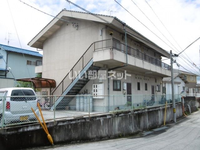 井川アパートの外観画像