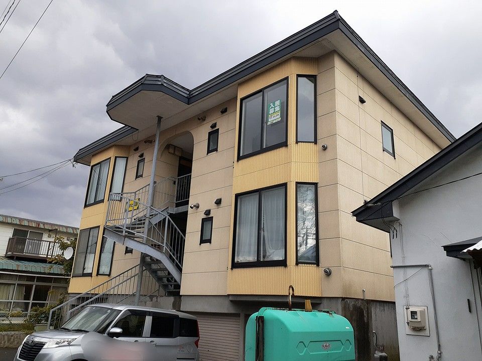 コーポハピネス若草の外観画像