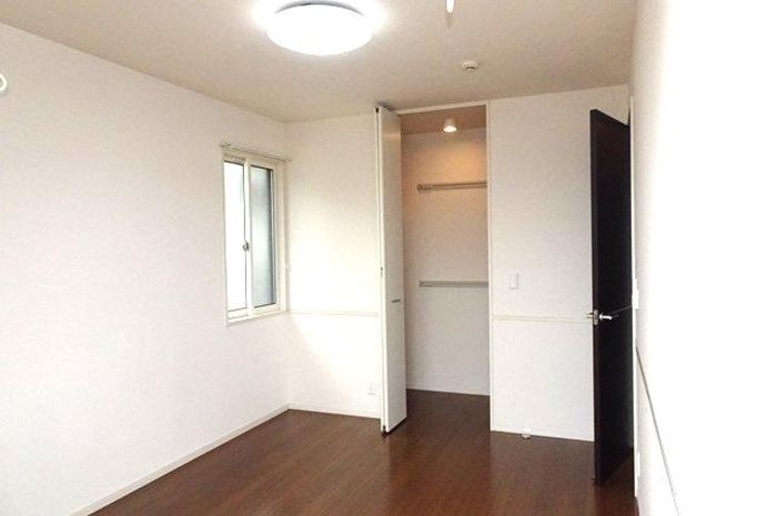 西都台貸家 Bの外観画像