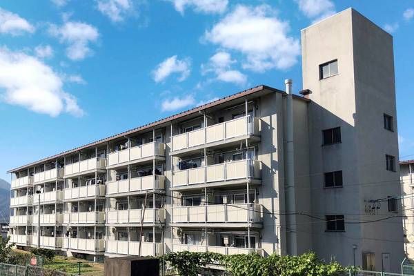 ビレッジハウス坂城2号棟の外観画像