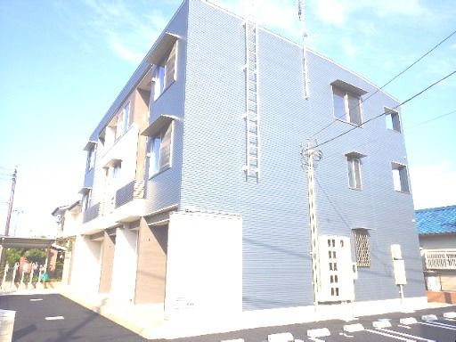 アクア パエーゼの外観画像