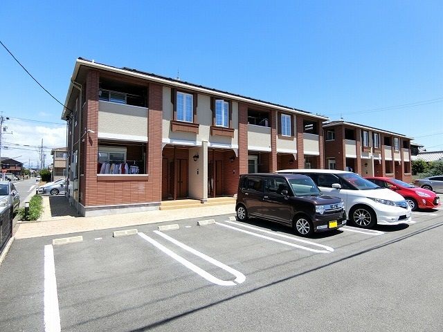 フォーチュネイト ビレッジ Eの外観画像