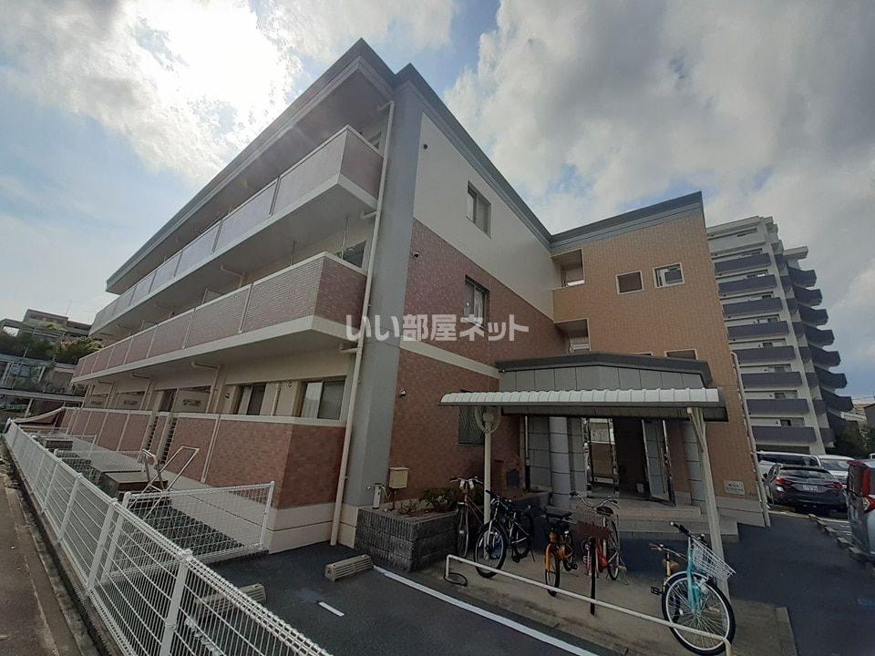 福パレス ランデュール Aの外観画像