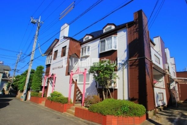 サニーヒルズ(鶴瀬)の外観画像