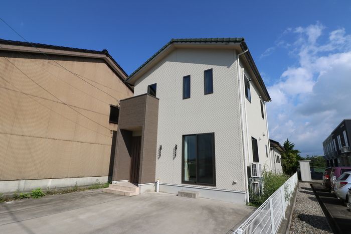 J-house窪の外観画像