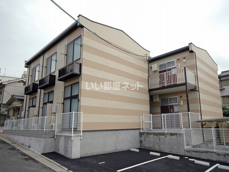 レオパレス呉本町の外観画像