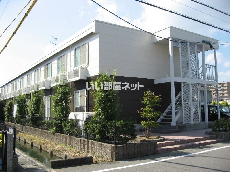 レオパレス川合の外観画像
