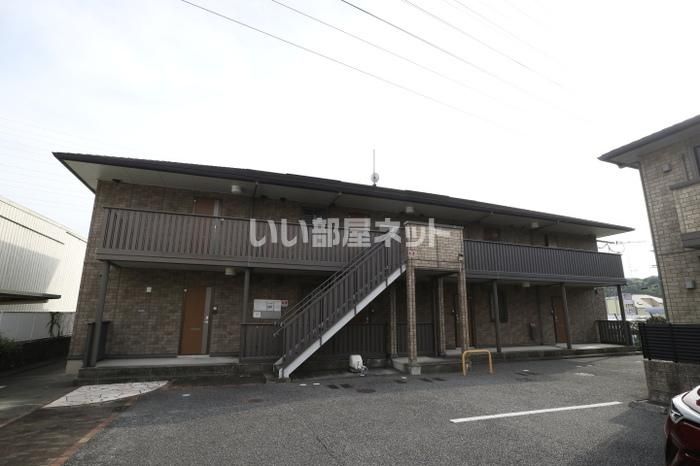 ラフレシール B棟の外観画像