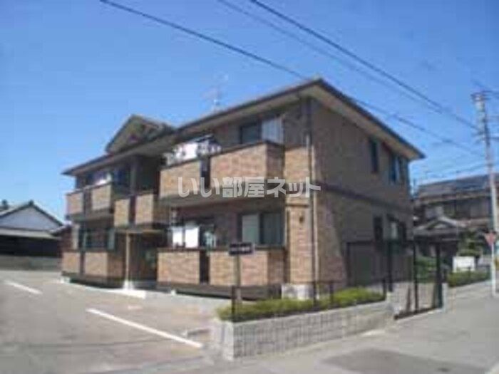 モンパールあずみ A棟の外観画像