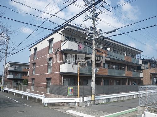 ペルーラAの外観画像