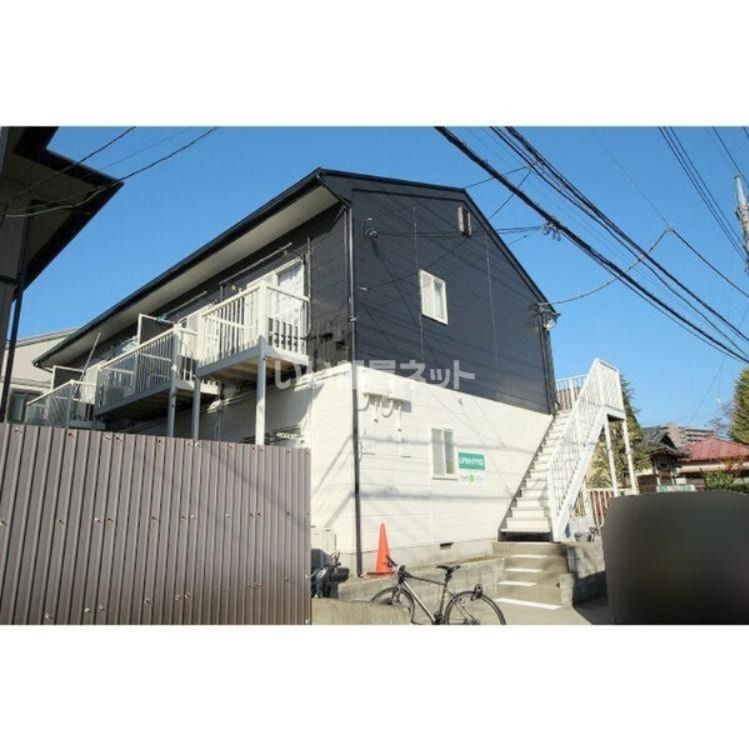 ロイヤルハイツサカエの外観画像