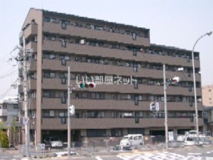 フレア・ブローリーの外観画像