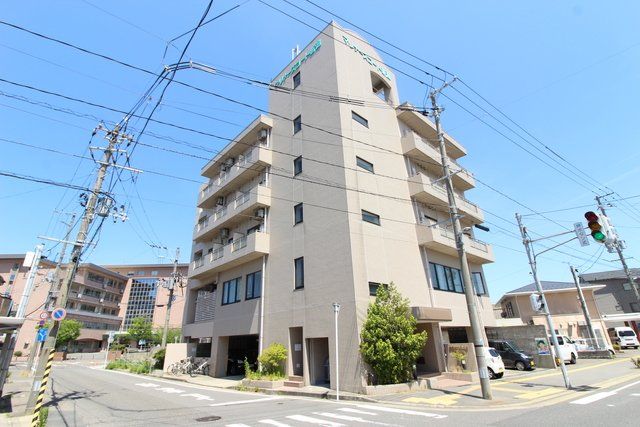 マリナーズコート新潟の外観画像