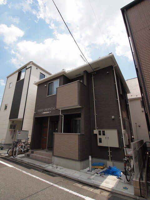 テール オリエントーリの外観画像