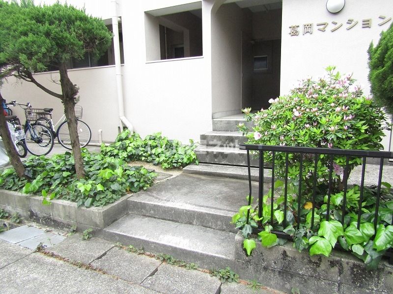 葛岡マンションの外観画像