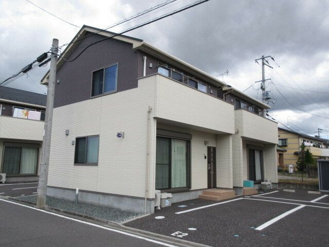 ジュール四番館E棟の外観画像