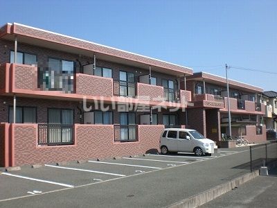 ロワイヤルさんすいⅠの外観画像