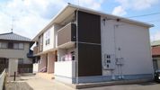 キャトル ルミエールの外観画像