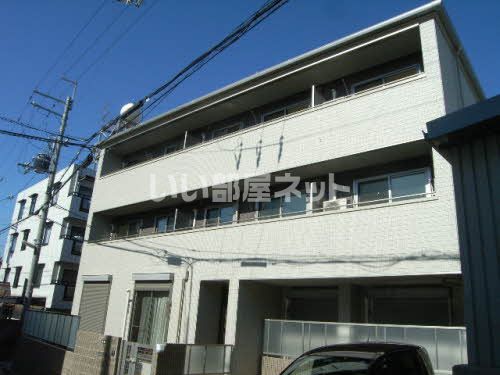 シャーメゾン富雄の外観画像