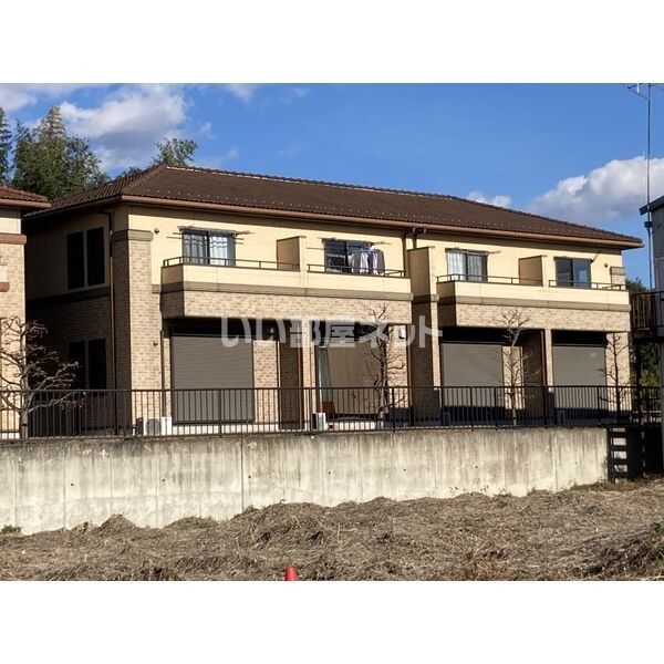 リーズ・アクト 西館の外観画像