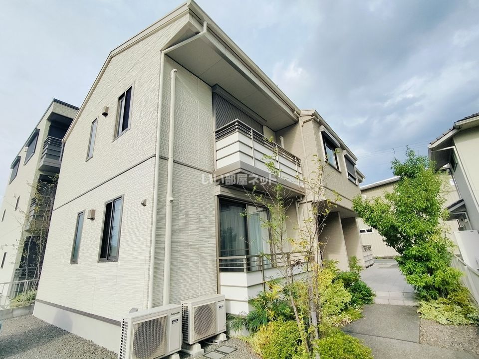 シャーメゾンローリエの外観画像