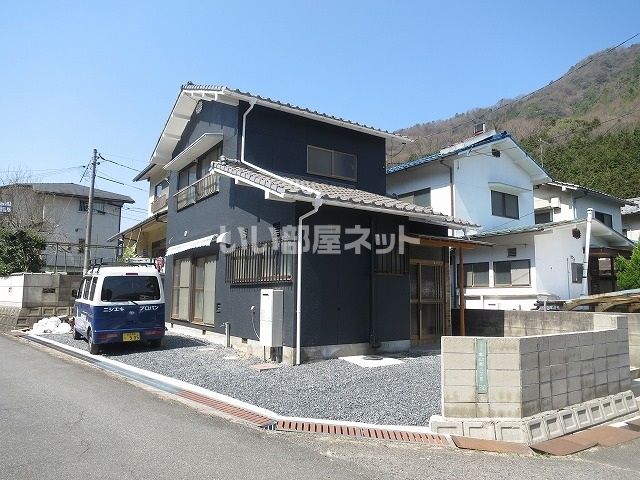 亀山戸建ての外観画像
