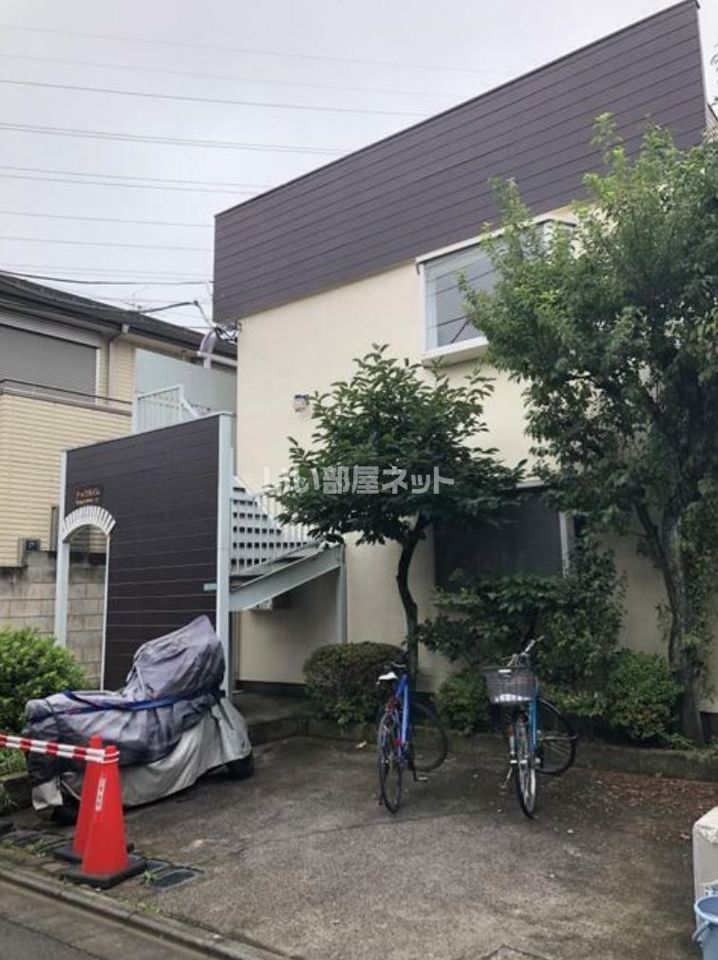 ナックハイムの外観画像