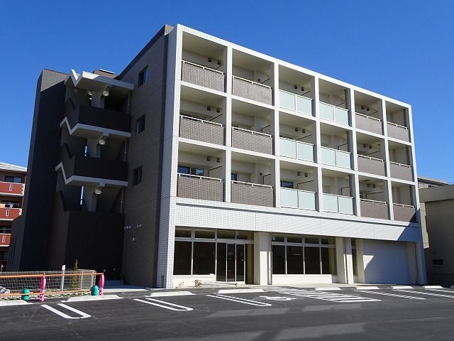 マジェスティの外観画像