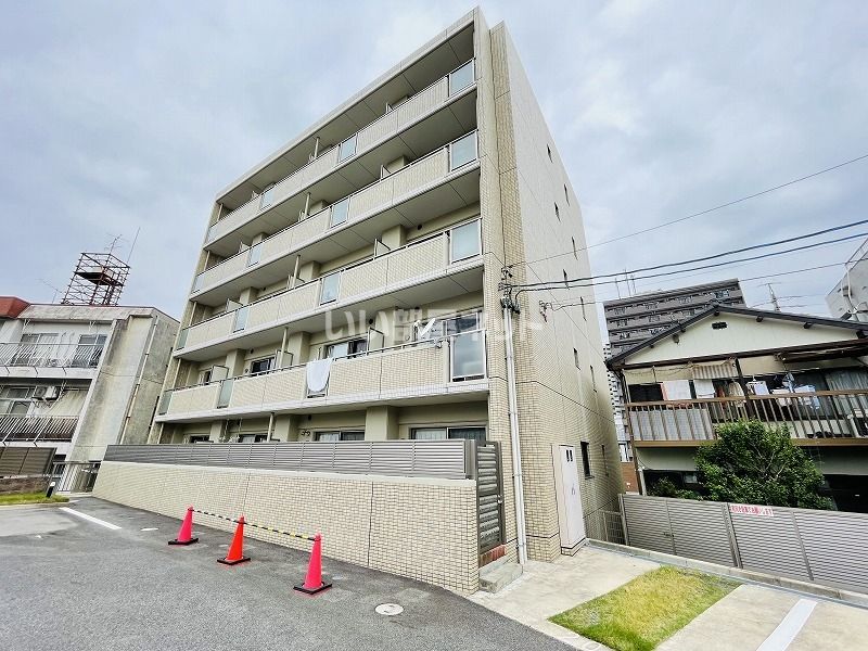 ヒヨシマンションの外観画像