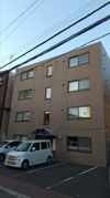 マンション学園前の外観画像