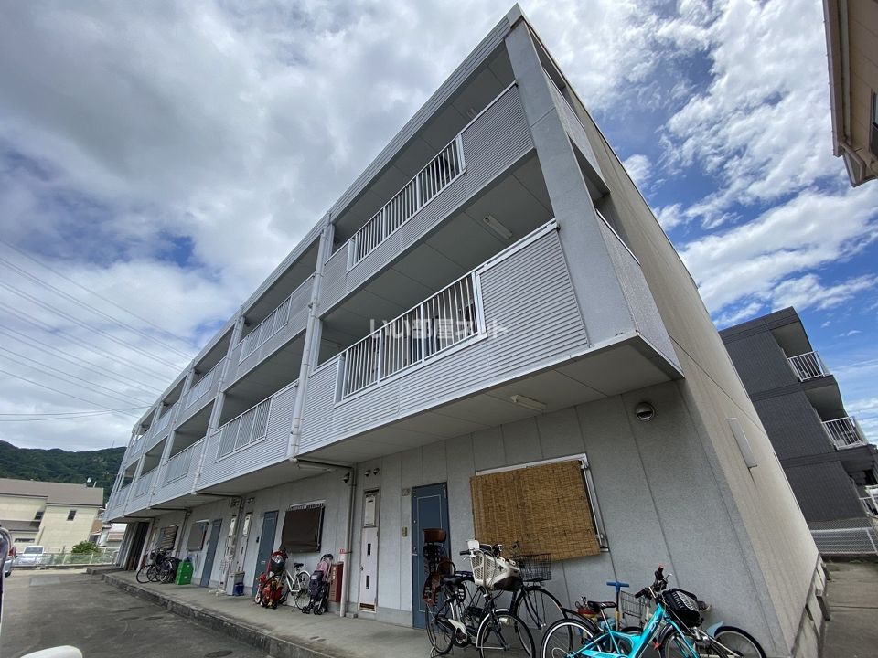 REMORAS(レモラス)の外観画像