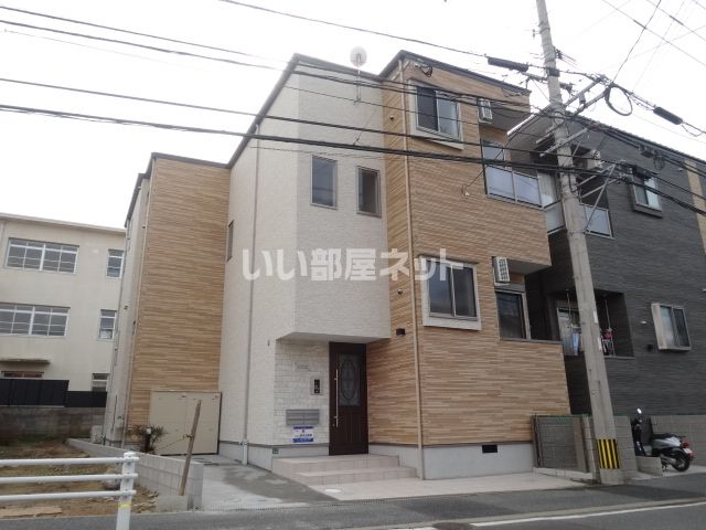ポラリスマリナ通りの外観画像