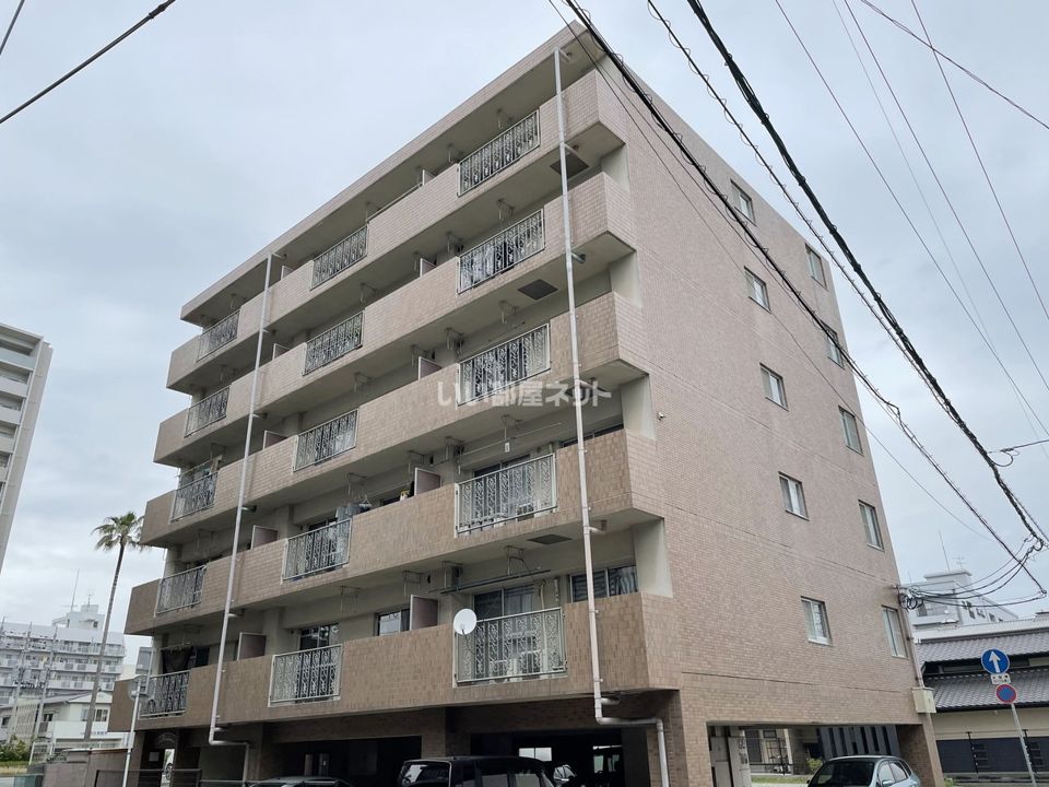 ウベマンションの外観画像