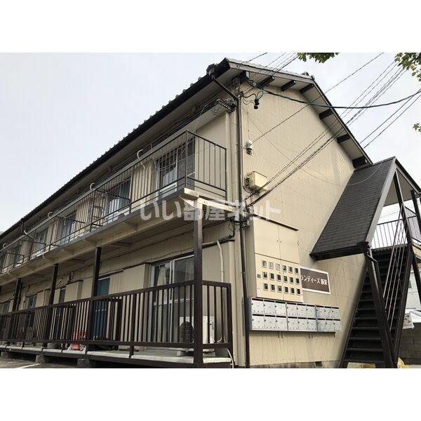 グランディーズ新栄の外観画像