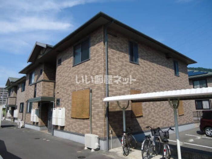 リビングタウン宇多津 C棟の外観画像