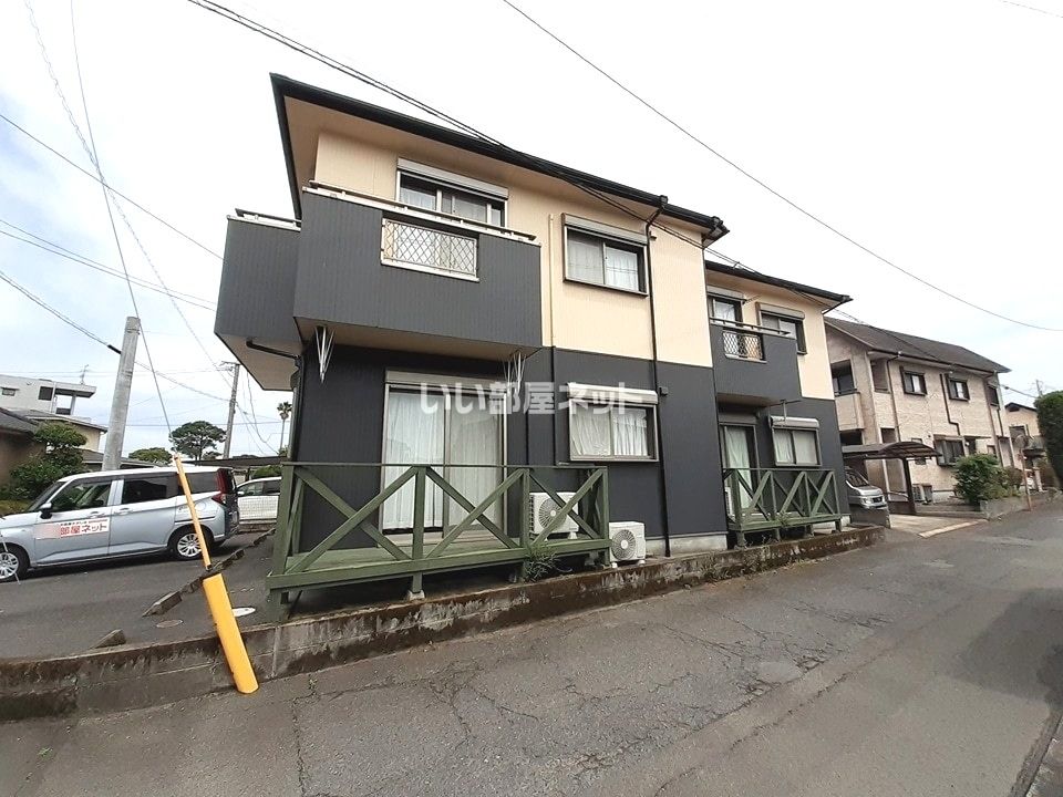 リヴァレインⅡの外観画像