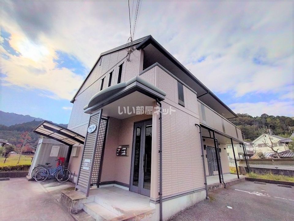 ピュアライフ D棟の外観画像