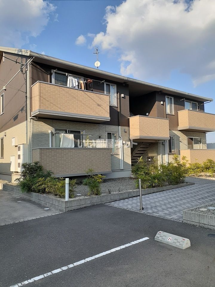 REVE A棟の外観画像