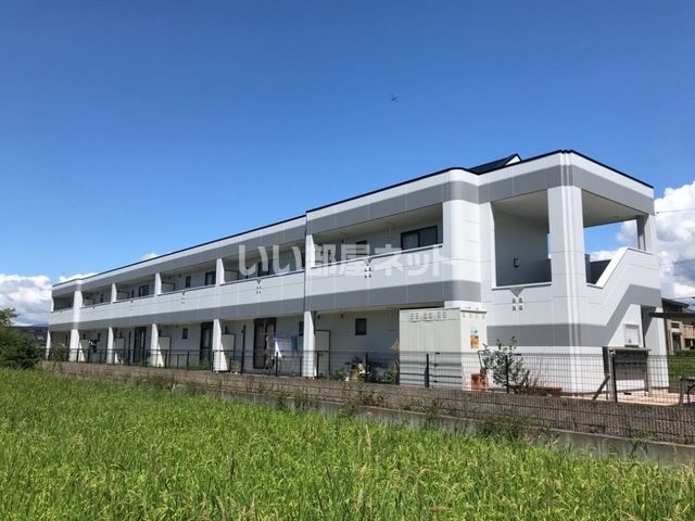 プレザン ブリースの外観画像