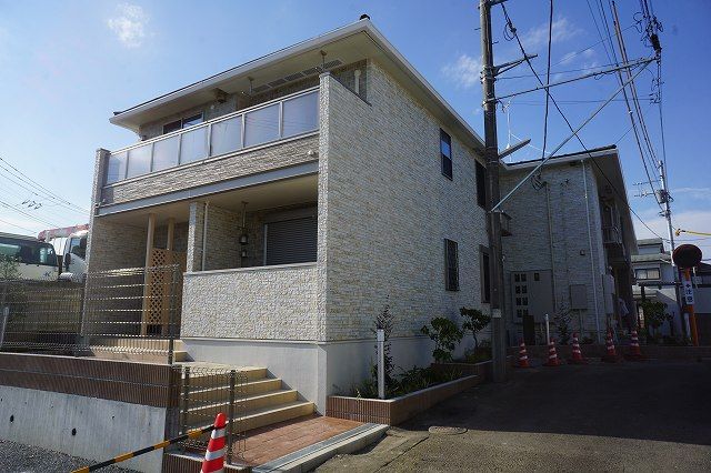 カーサ・フィオーレⅢの外観画像