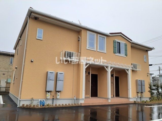 ホワイト アイリスの外観画像