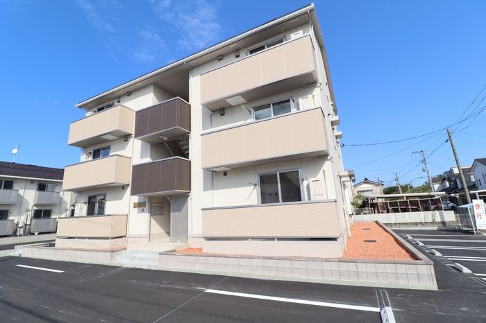 ナゴミエル/エミアス ナゴミエルの外観画像