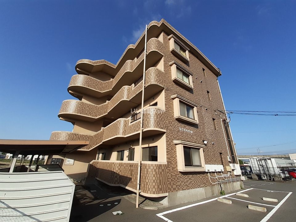 S・T・FハイツⅡの外観画像