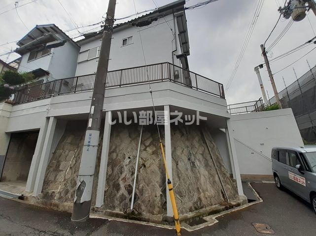 枚方市星丘2丁目戸建の外観画像