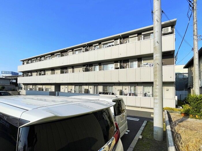 クレアドルーン越谷の外観画像