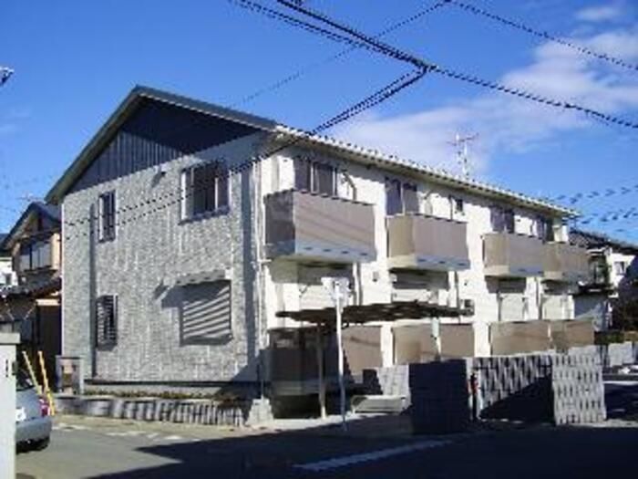 レセンテ中央の外観画像